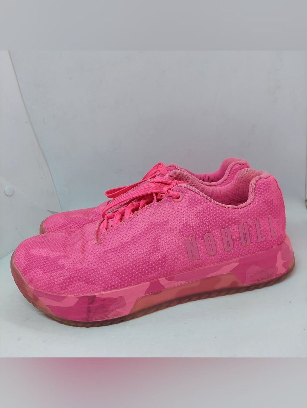 NOBULL Outwork Sneakers Unisex Size M7.5 W9 Trainers Shoes Hot Pink Camo